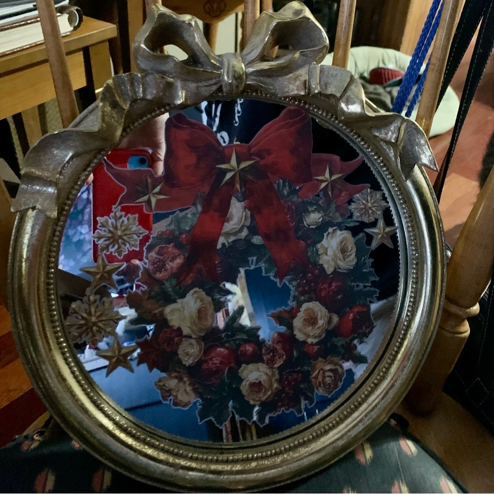 Vintage Gold Framed Christmas Wreath Mirror